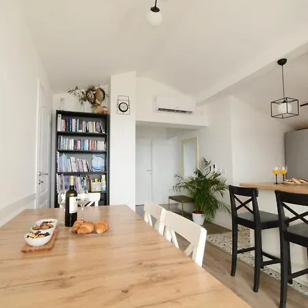 Appartement Iva's Cosy Apartment, Sea View And Free Parking Zadar