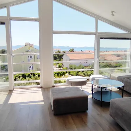 Apartment Iva Residence, Sea View And Free Parking *