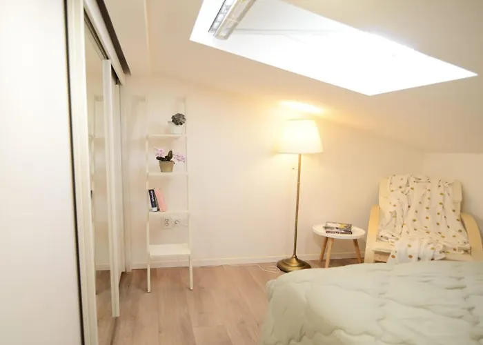 Iva's Cosy Apartment, Sea View And Free Parking * Zadar