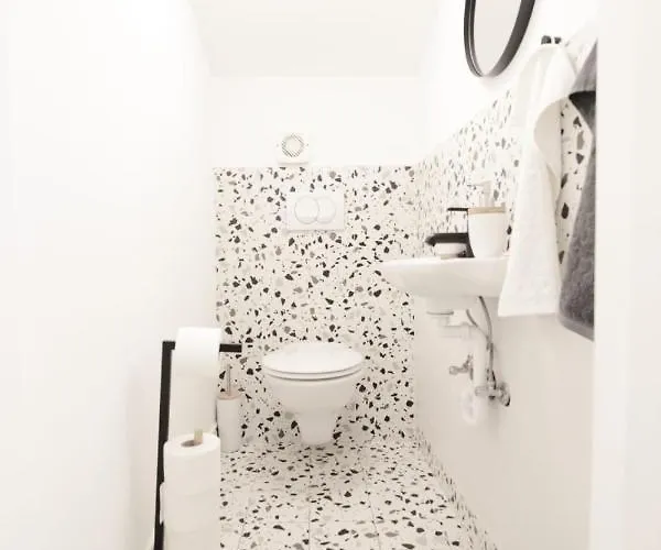 Apartamento Iva's Cosy Apartment, Sea View And Free Parking