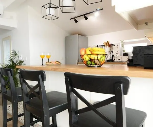 Apartment Iva's Cosy Apartment, Sea View And Free Parking *